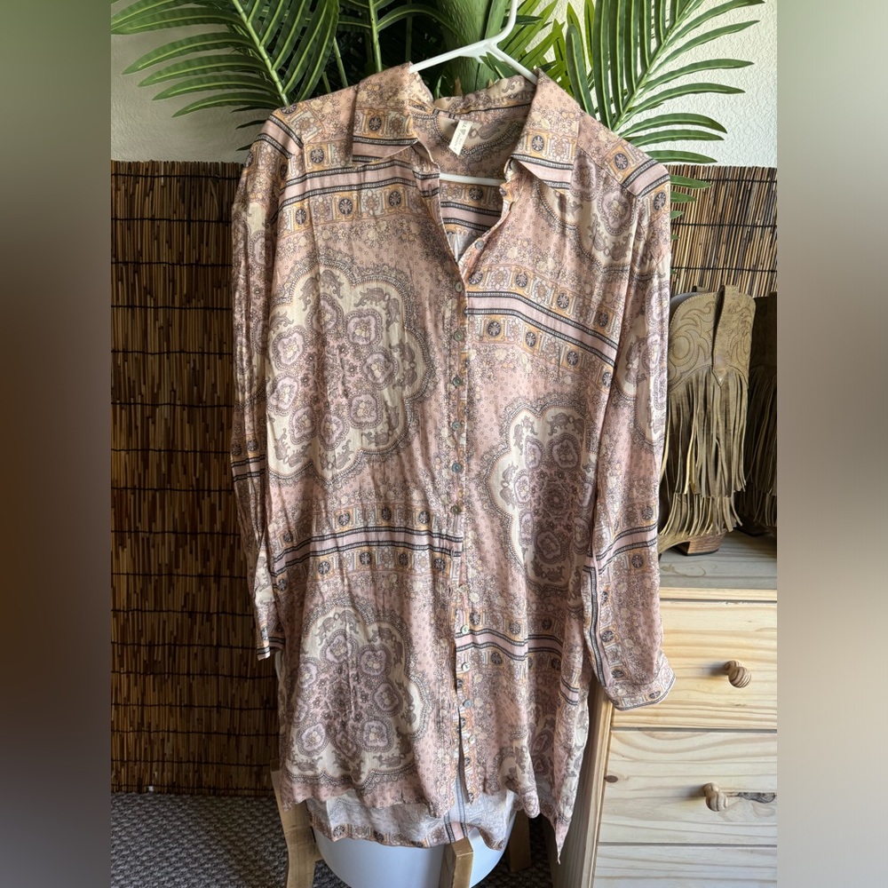 Spell and the Gypsy x Elle Ferguson button up